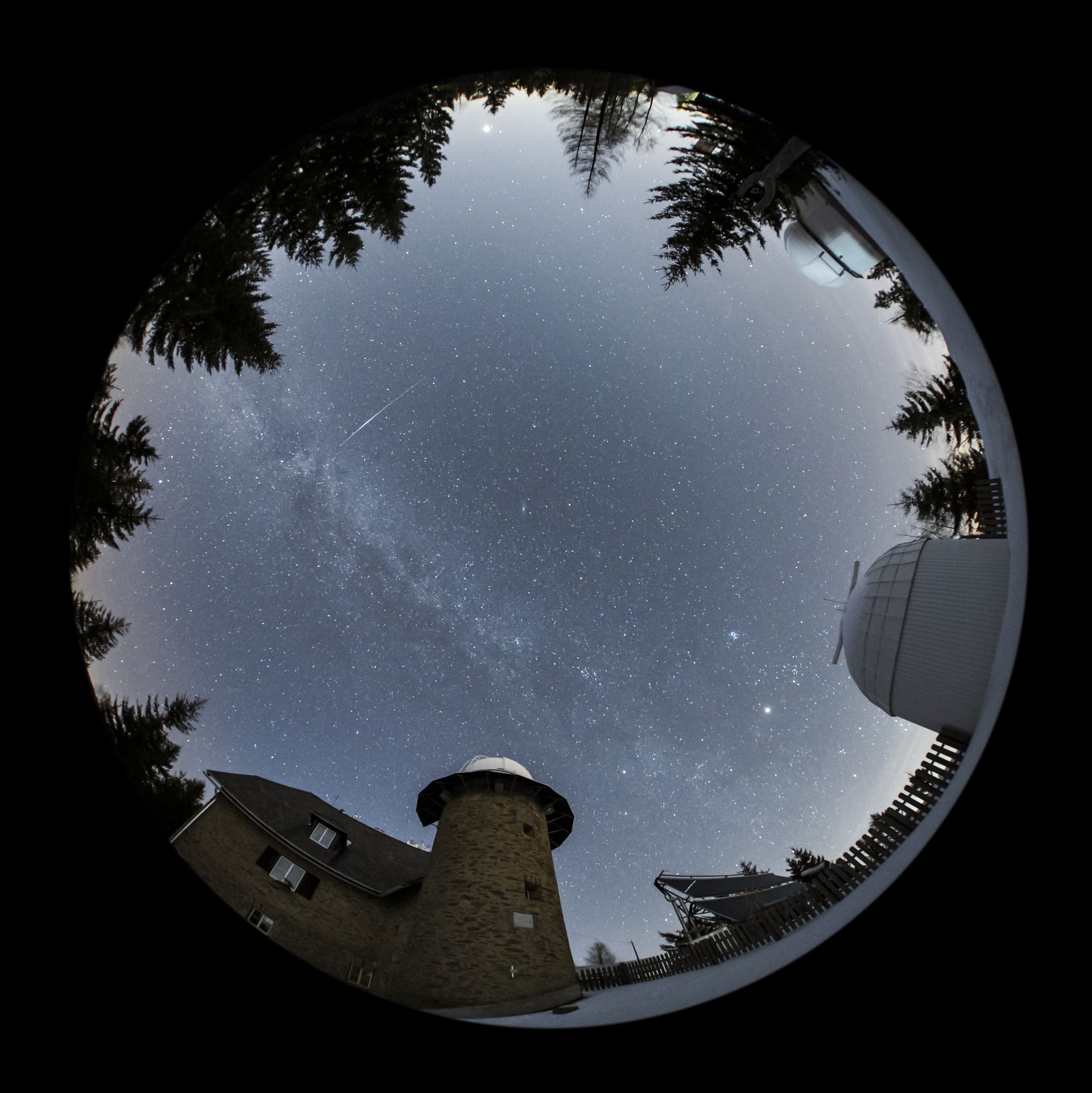 Kanzelhöhe Napfizikai Obszervatórium halszem optikával